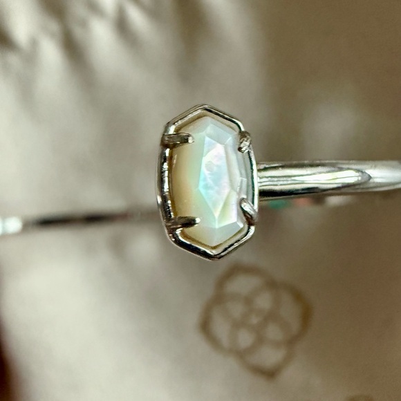 Kendra Scott Edie Cuff Bracelet Silver tone with Opal stones - Picture 4 of 5